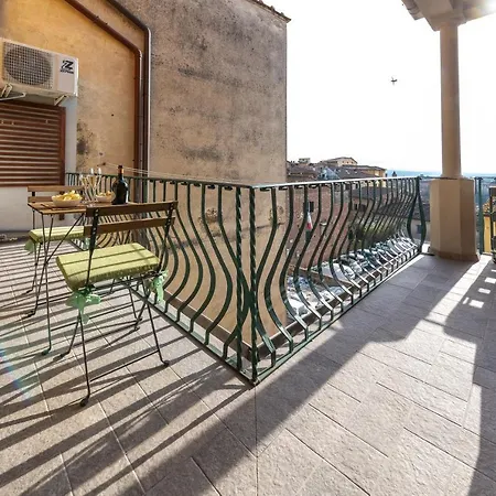 - Terrazza Panoramica In Centro Storico